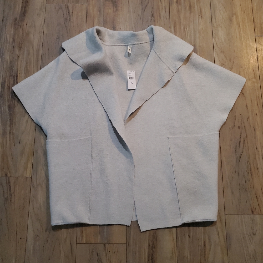 Anthroplogie Moth Creme  Oversize  Cardigan